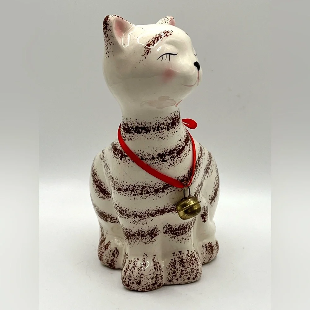 Vintage Ceramic Hand Painted White Striped Cat Close Eyes Planter Red Bow 6 in